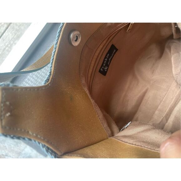 Frankie & Johnnie Crocheted Bag - Picture 8 of 8